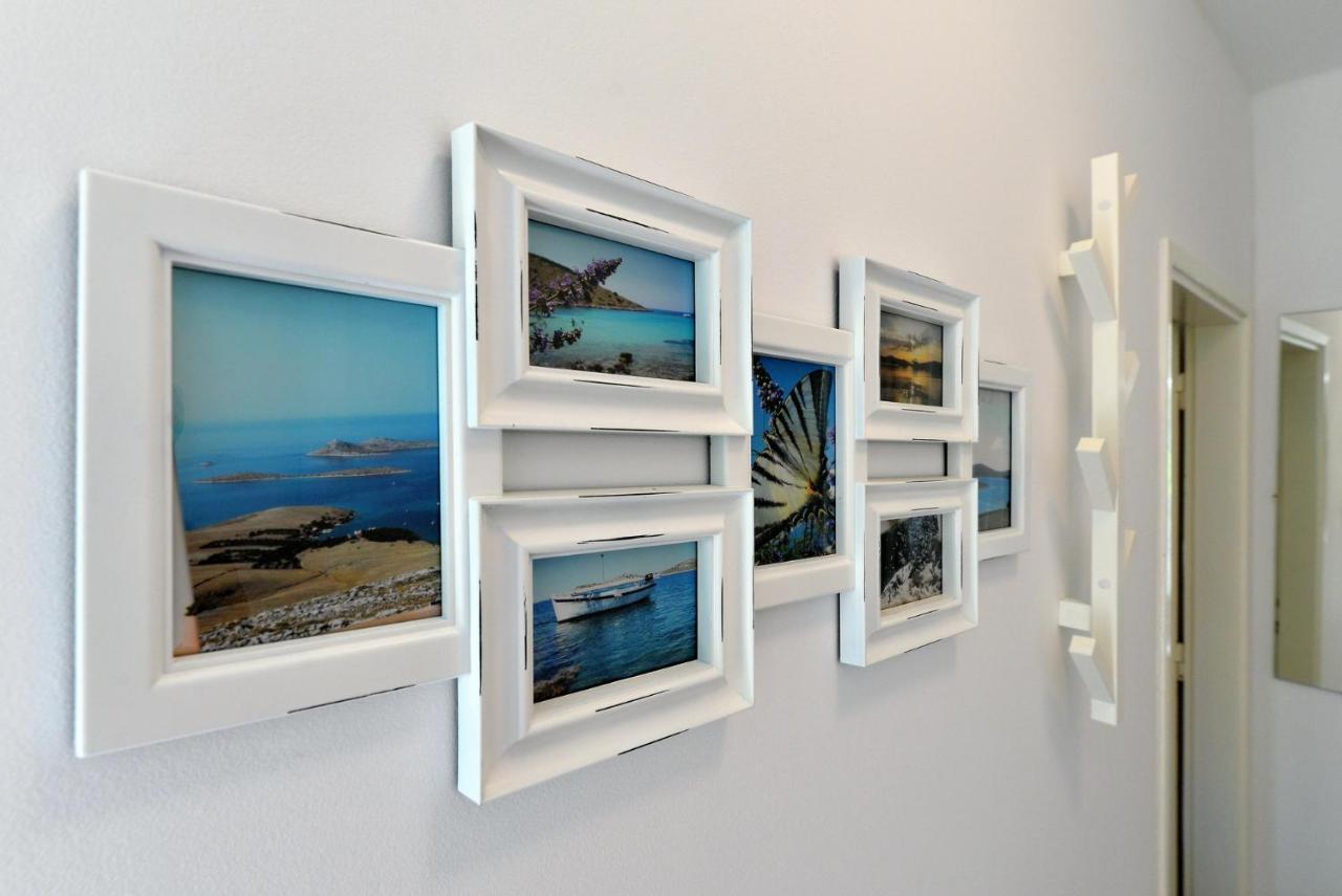 Beach Apartment Vami With Sea View Murter Esterno foto